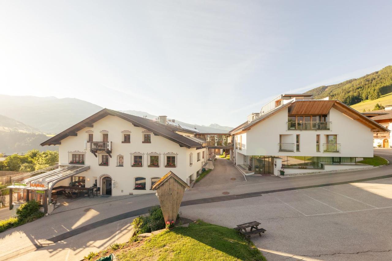 Hotel Gasthof Handl Schonberg im Stubaital Exterior photo