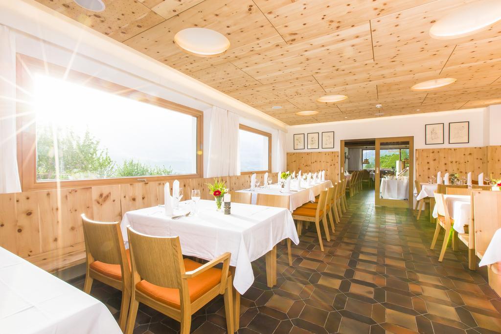 Hotel Gasthof Handl Schonberg im Stubaital Exterior photo